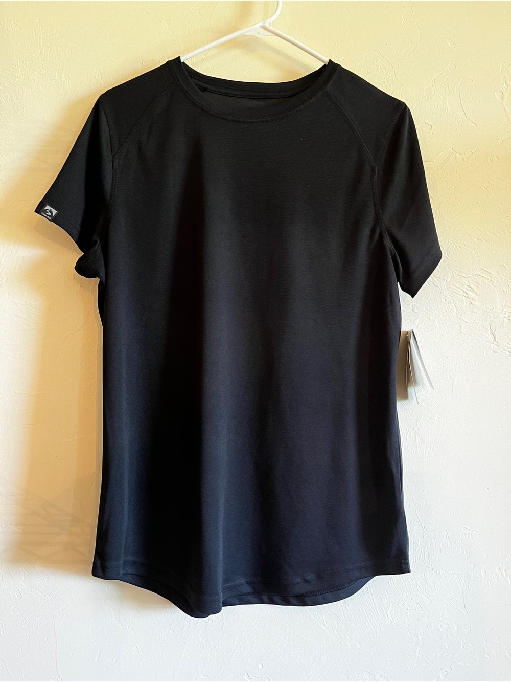 Storm Creek Women’s Black Top Size:Large NWT New